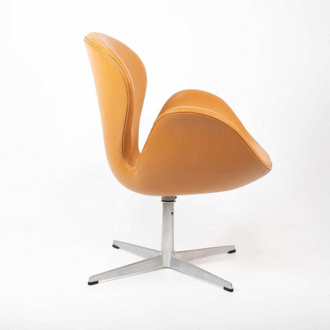 Swan Chair