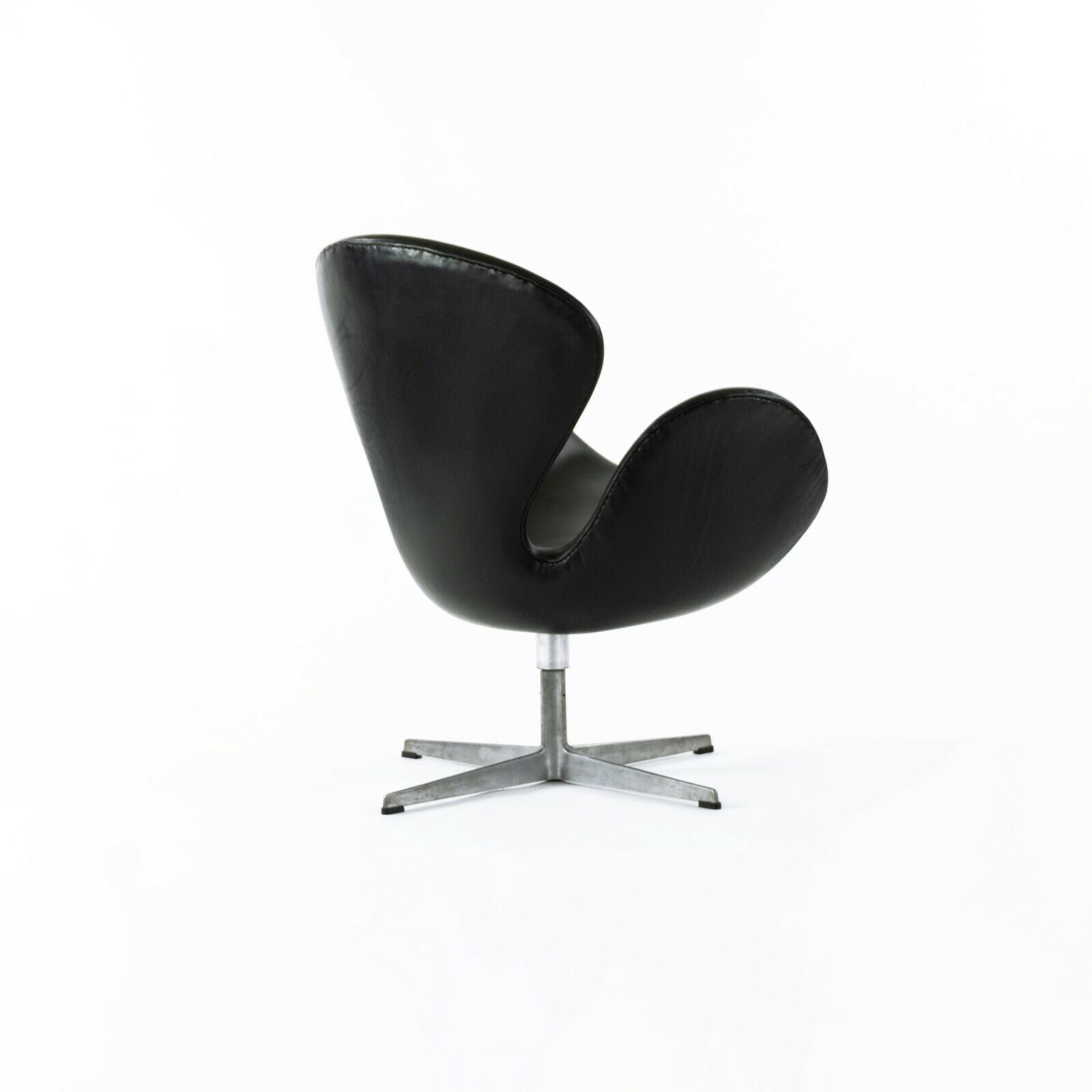 Swan Chair