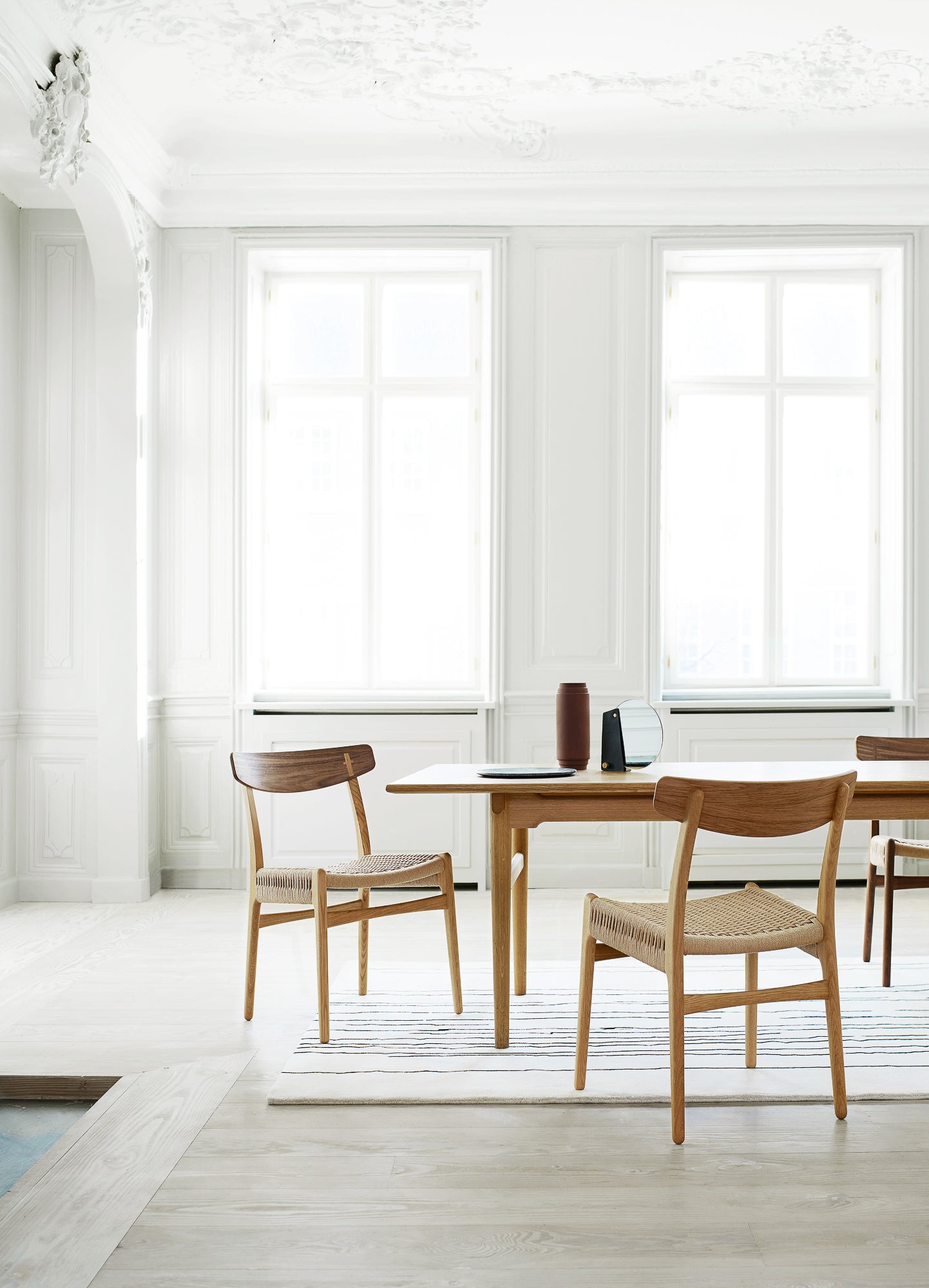 CH23 Dining Chair