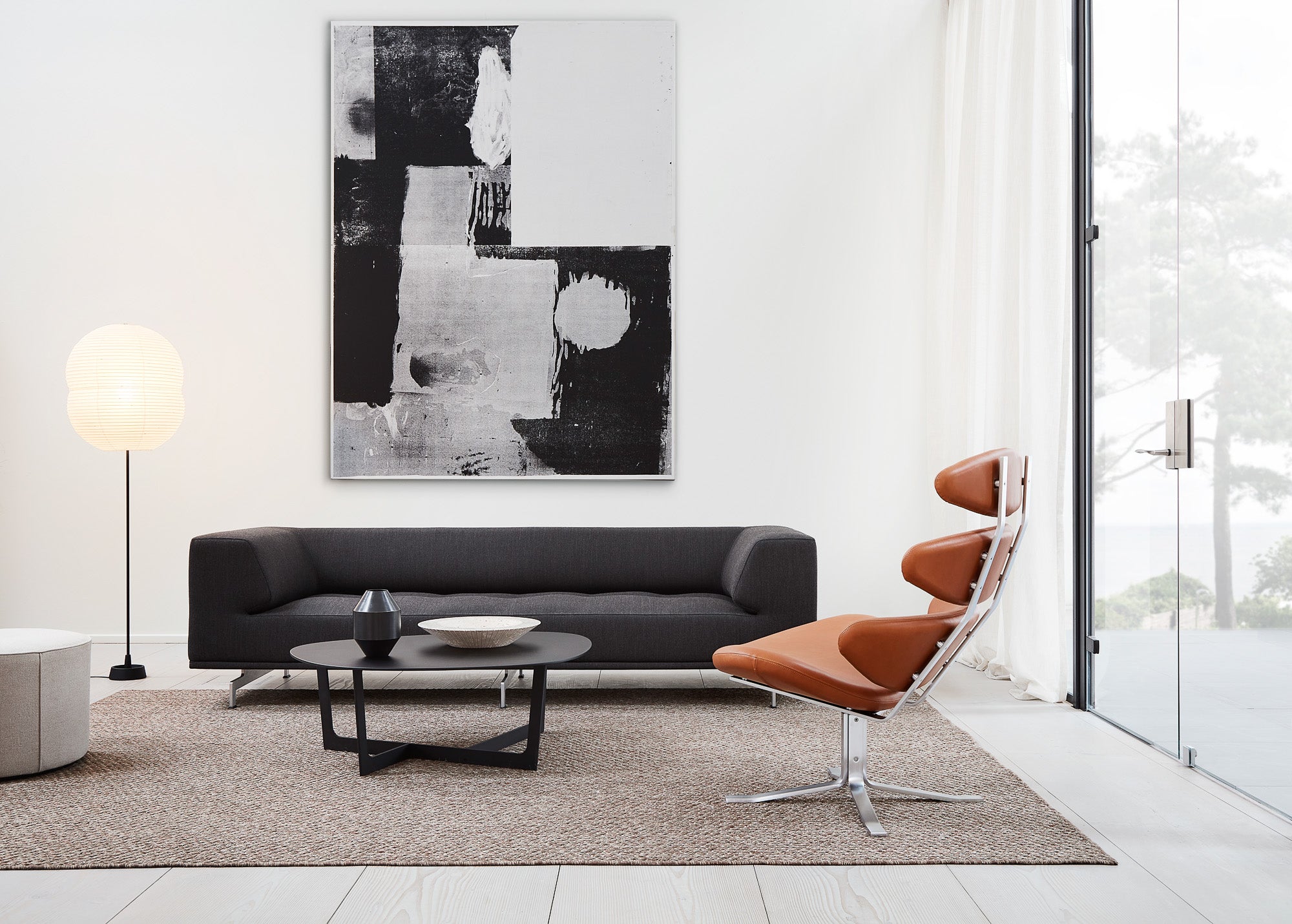 Corona Lounge Chair