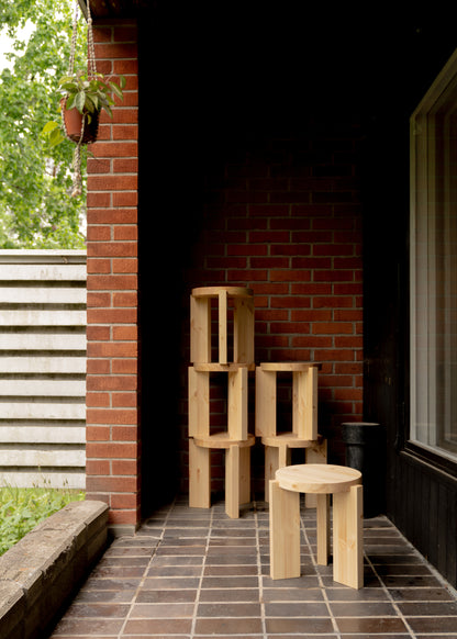 001 Stool