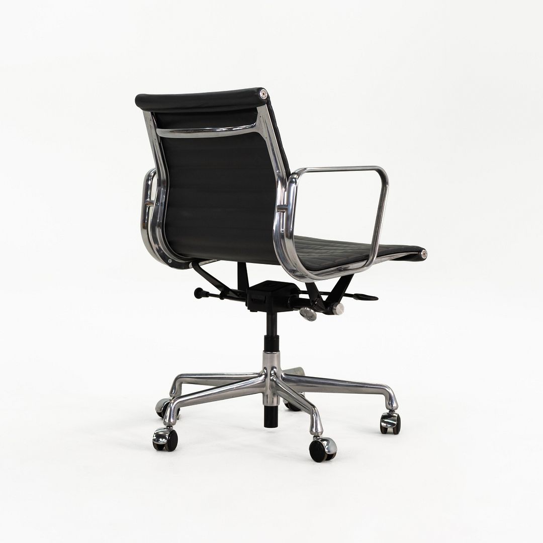 Aluminum Group Management Desk Chair, Model EA335