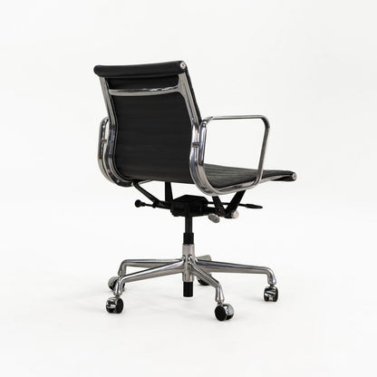 Aluminum Group Management Desk Chair, Model EA335