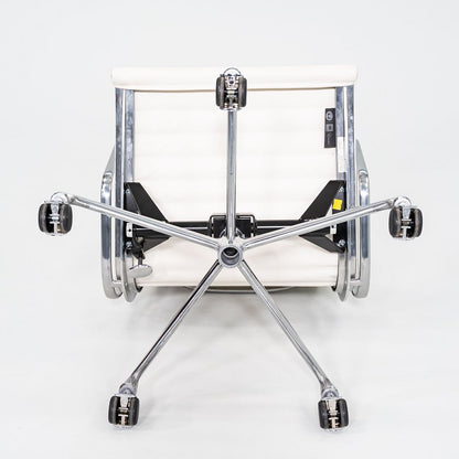 Aluminum Group Management Desk Chair, EA335