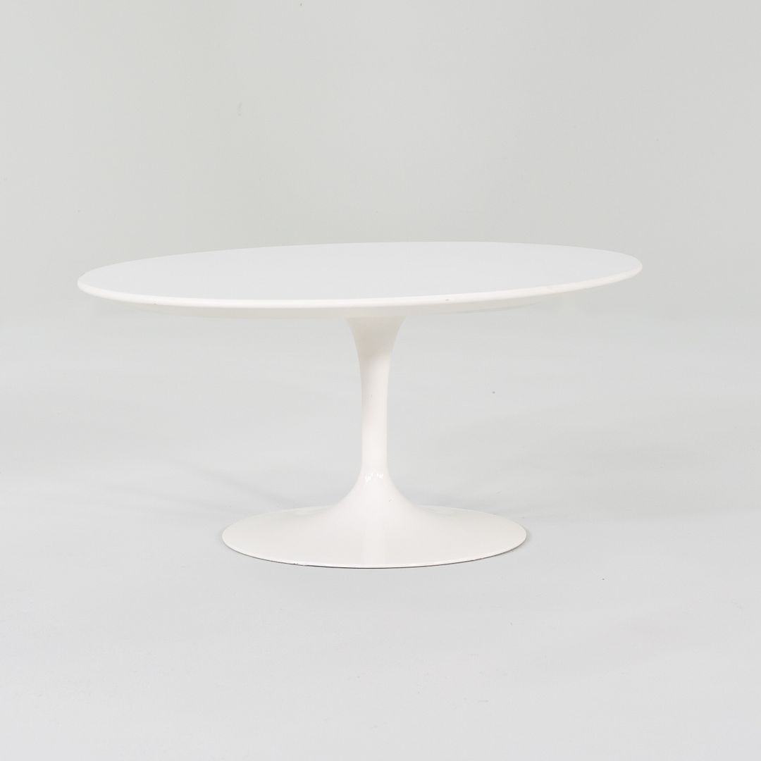 Oval Tulip Coffee Table, Model 162