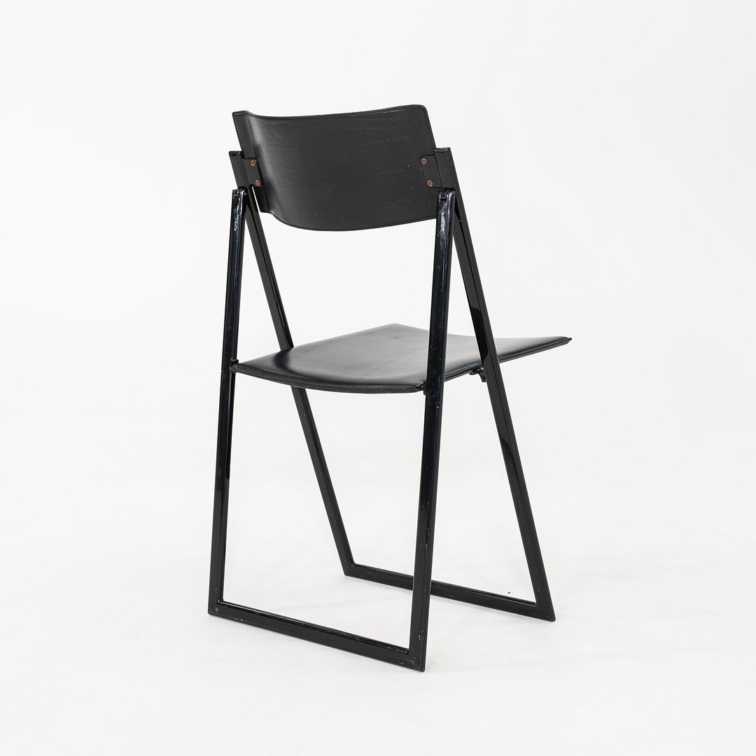Garina Chair