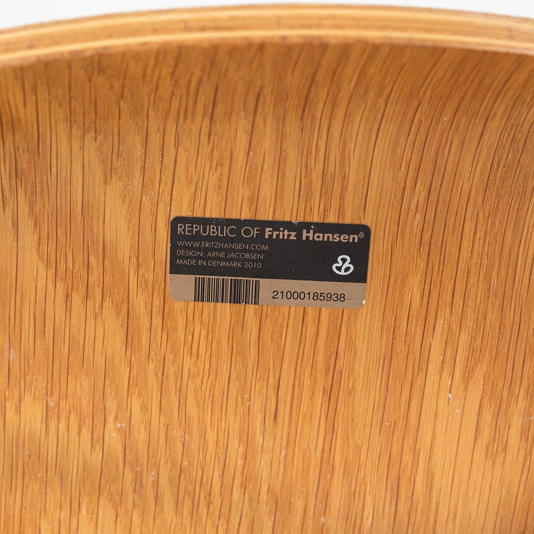 Series 7 Bar Stool, Model 3197