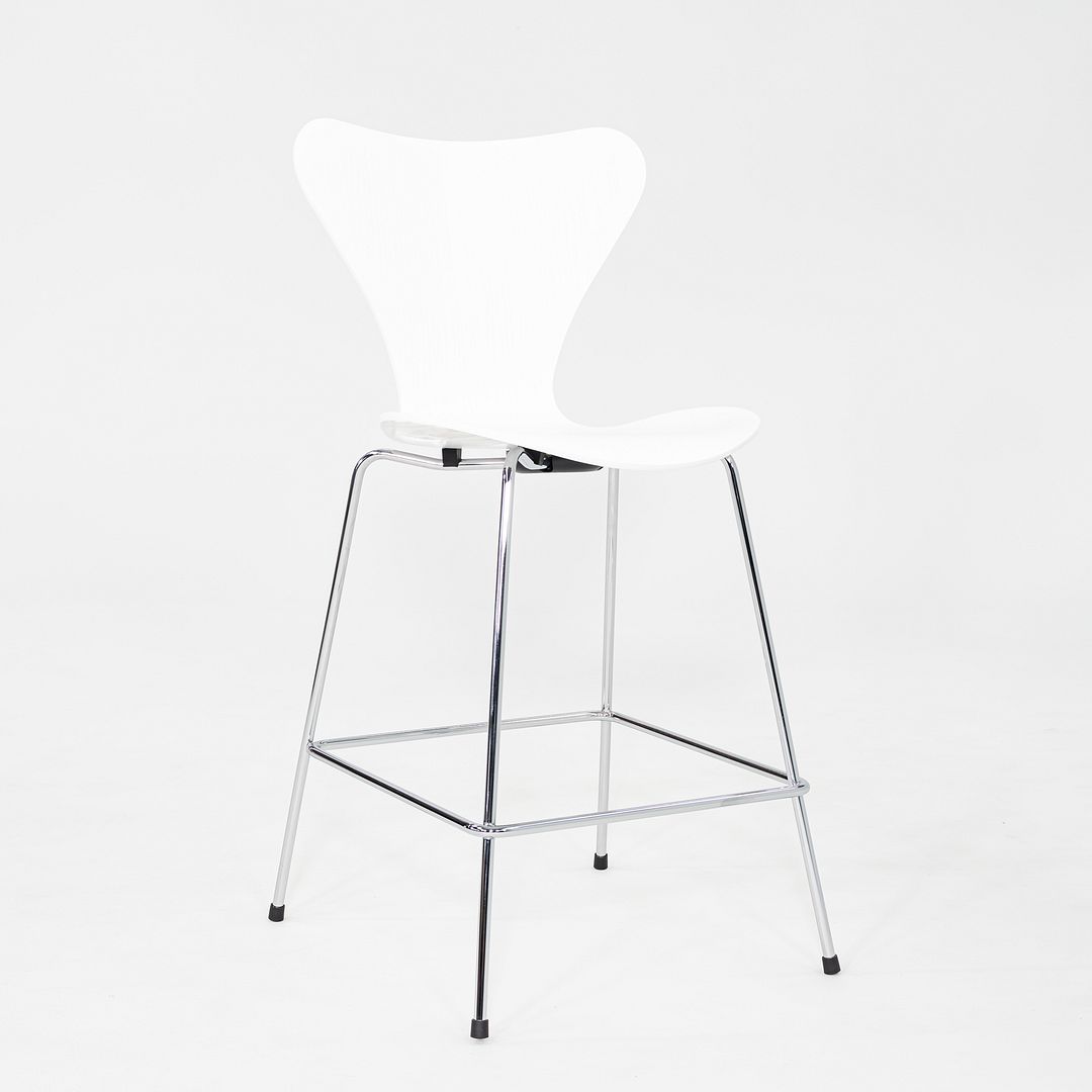 Series 7 Counter Stool