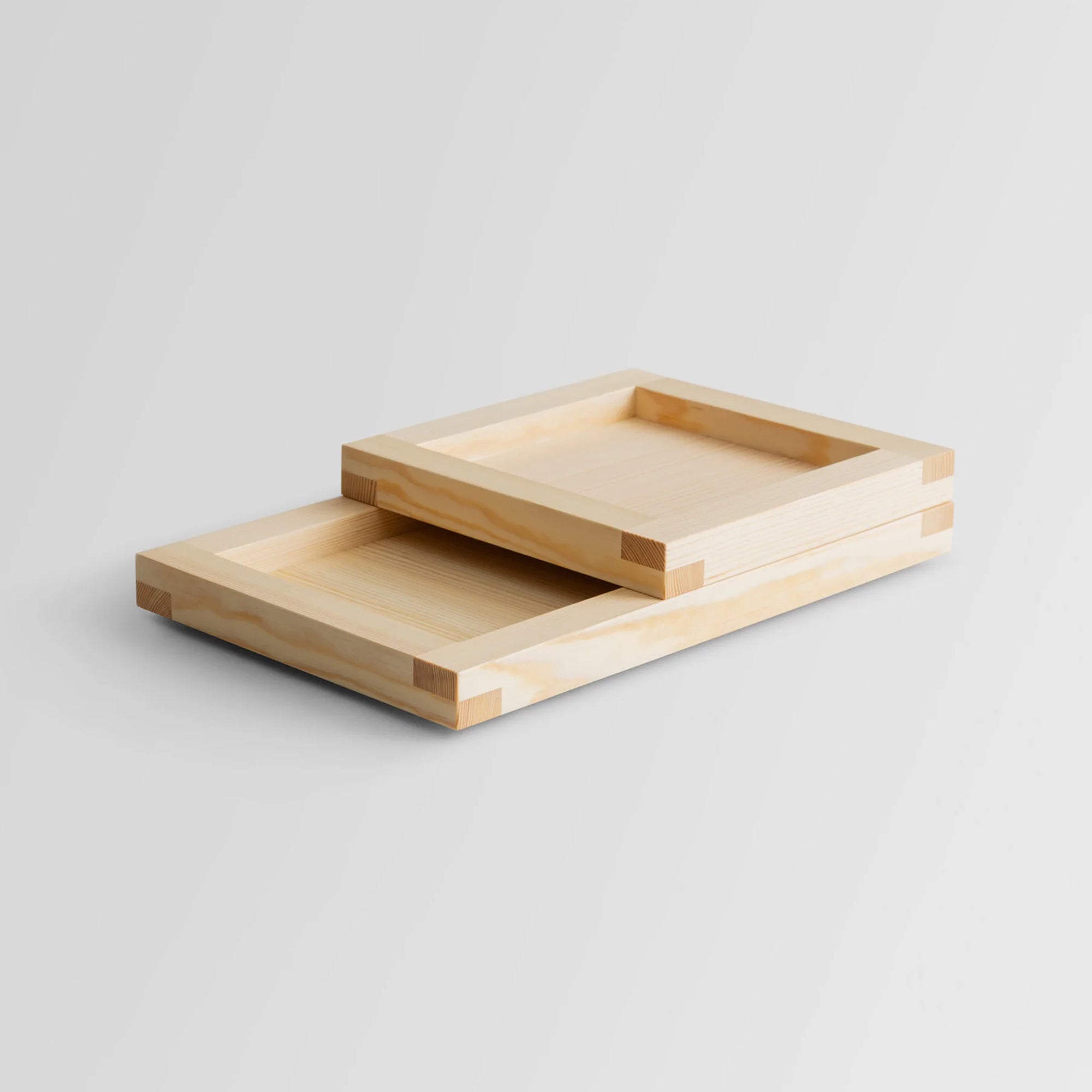 009 Tray