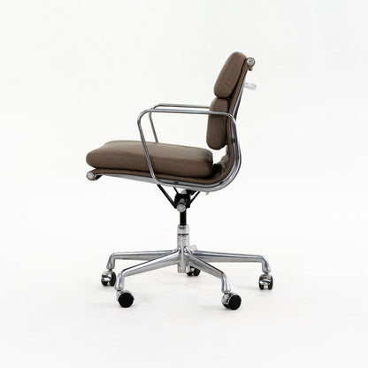 Soft Pad Management Desk Chair, Model EA435