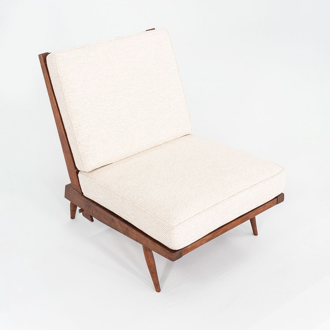 Cushion Lounge Chair