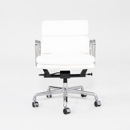 Soft Pad Management Chair, EA435