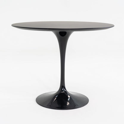 Tulip Dining Table, Model 163TR