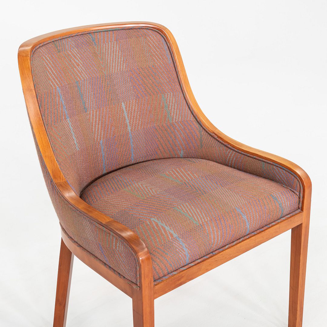 Bankers Chair