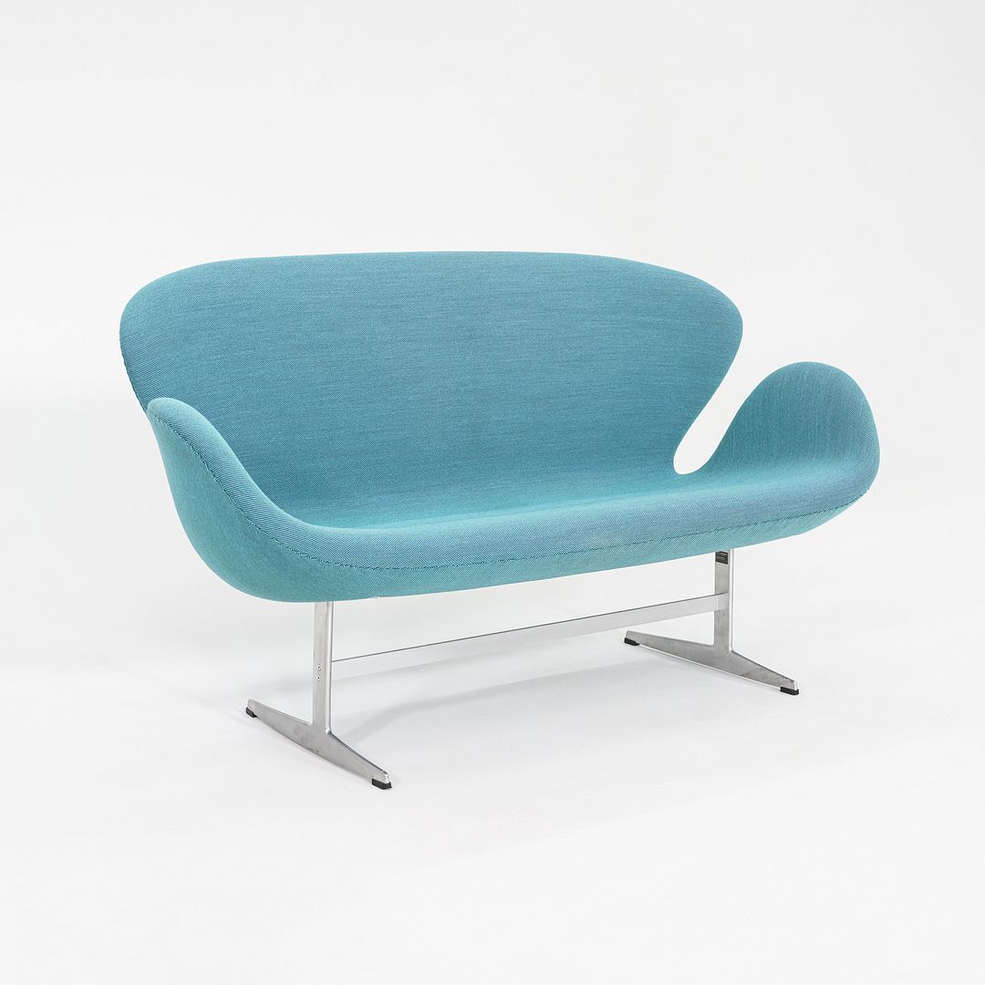 Swan Sofa