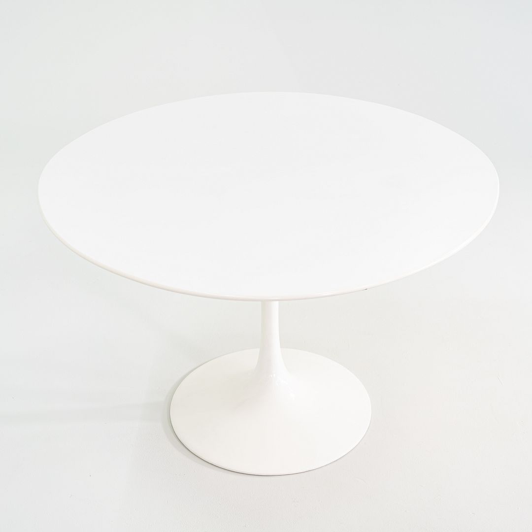 Tulip Dining Table