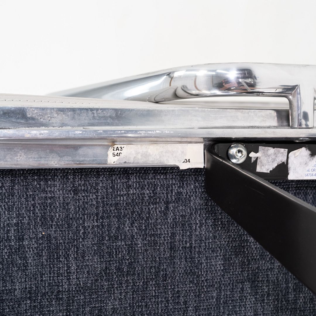 Soft Pad Management Desk Chair, EA435