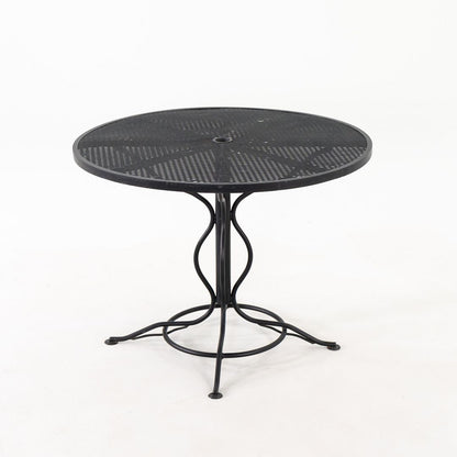 Briarwood Bistro Umbrella Table