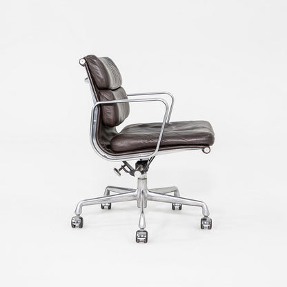 Soft Pad Management Chair, EA435