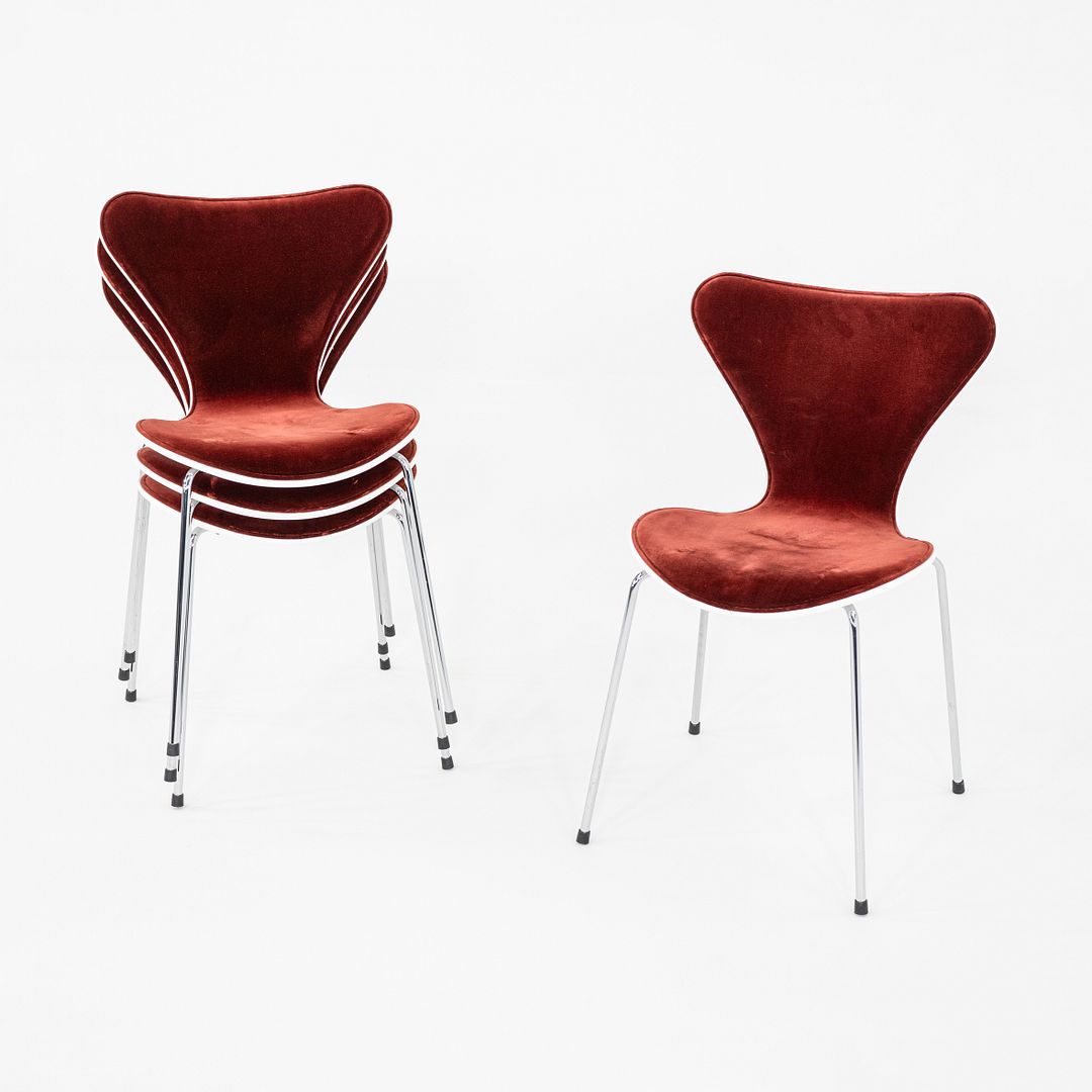 Series 7 Chair, Model 3107