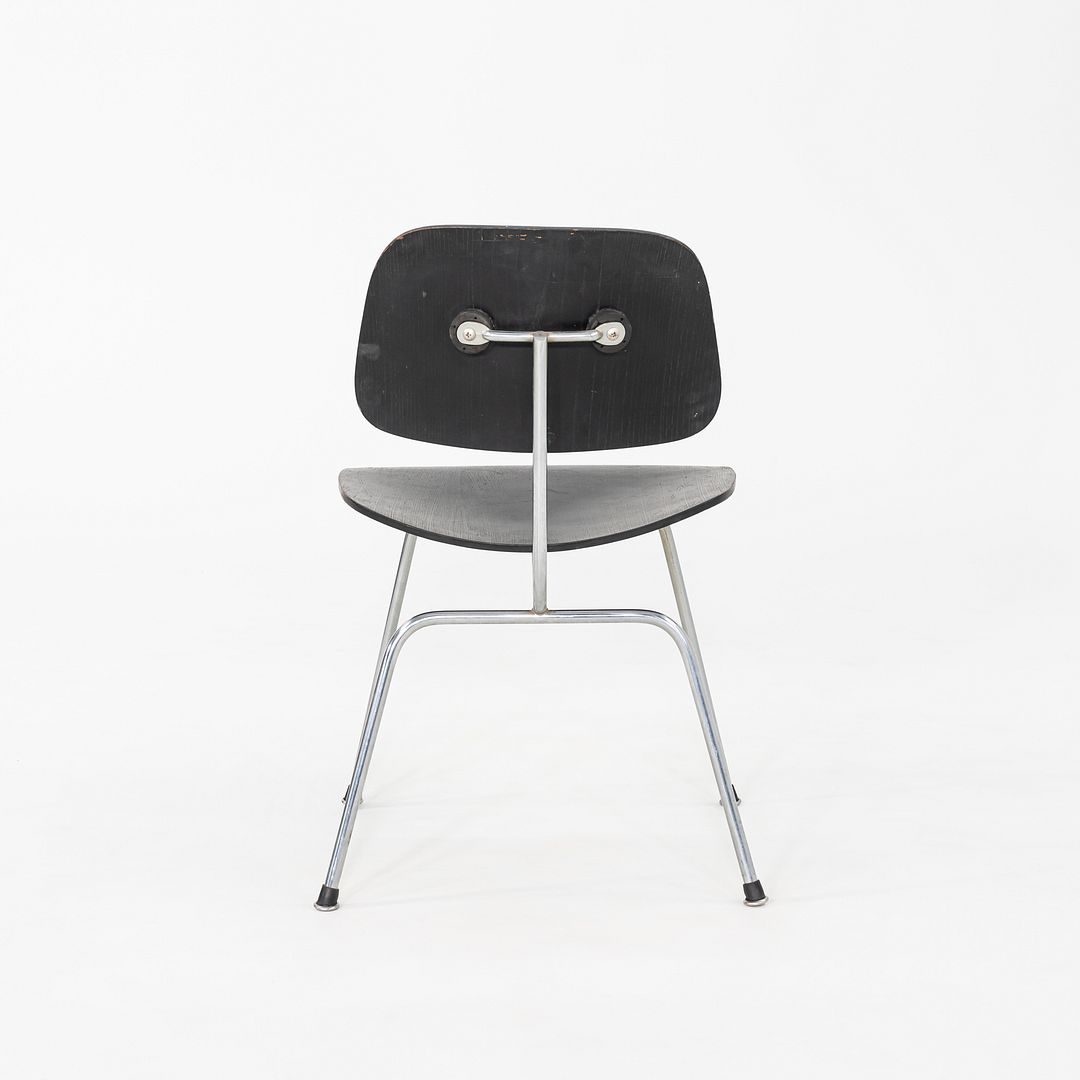 DCM Chair