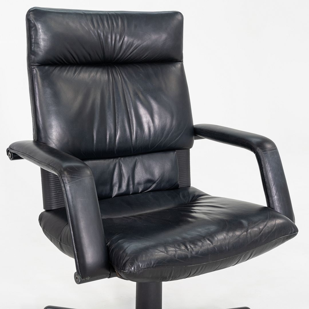 Figura Desk Chair