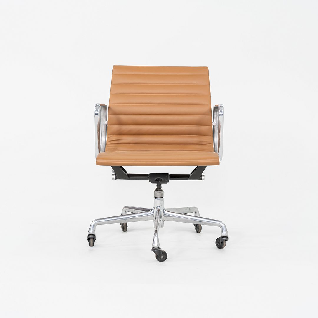 Aluminum Group Management Chair, Model EA335