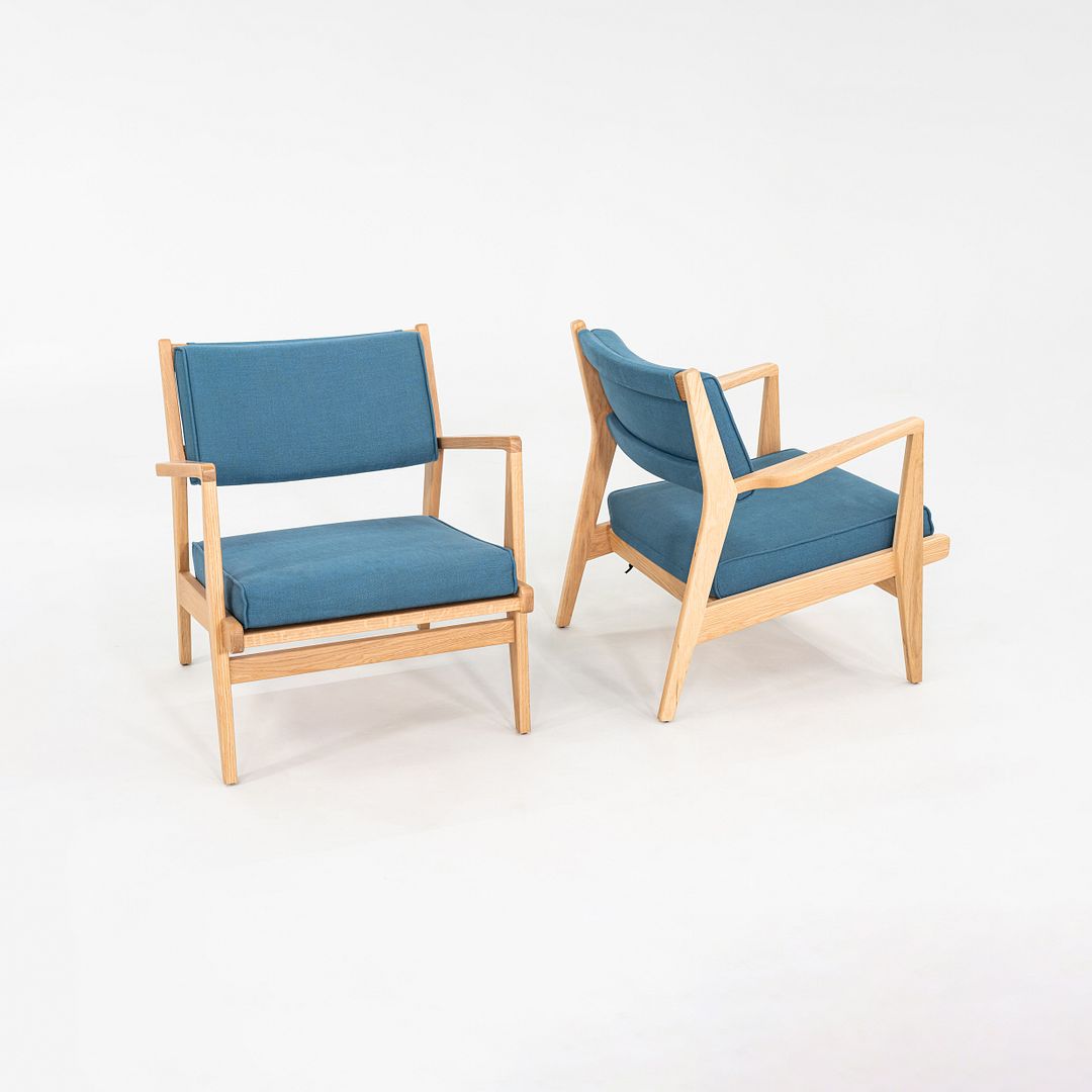 U-430 Lounge Chair