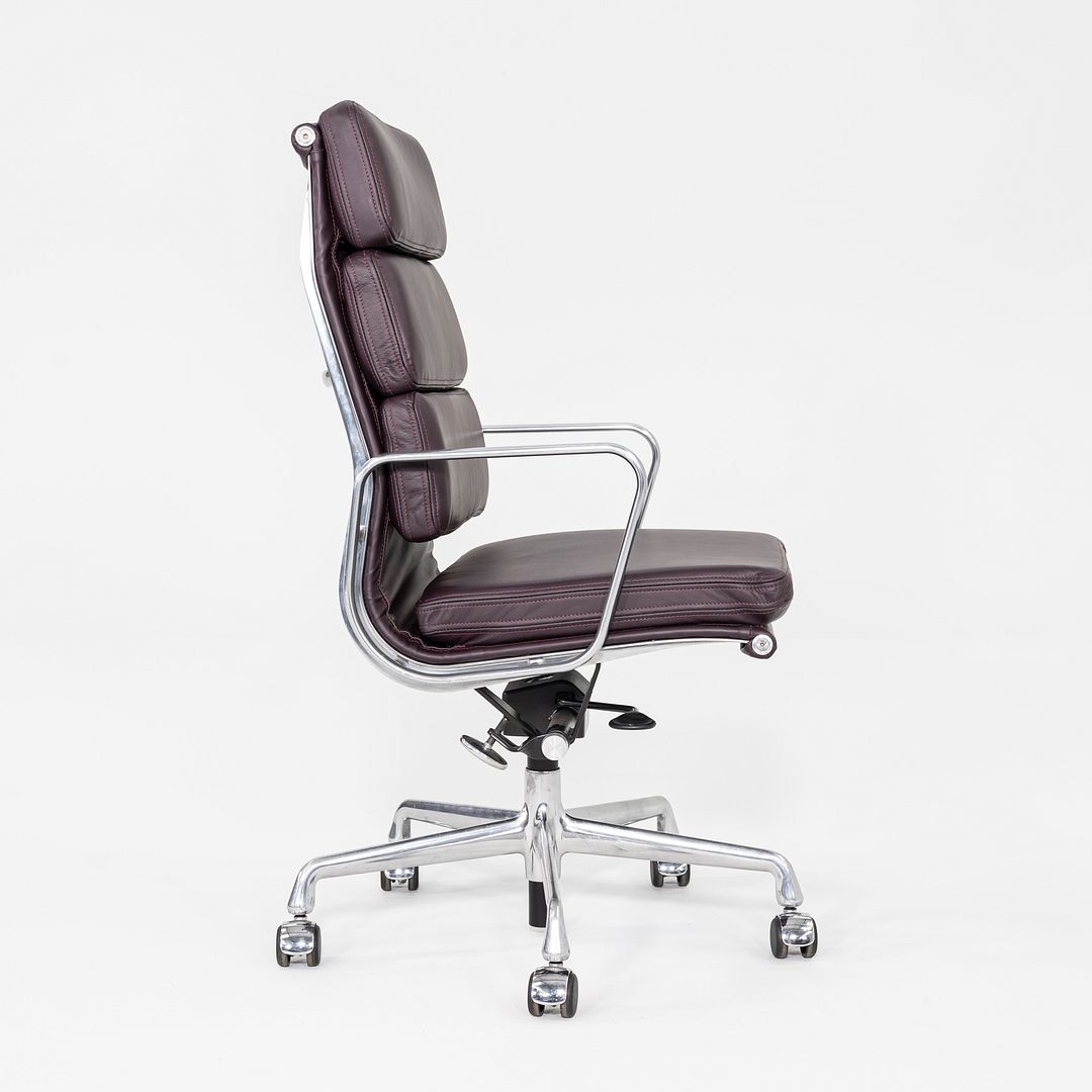 Soft Pad Executive Chair, EA437