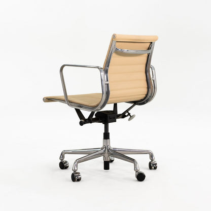 Aluminum Group Management Desk Chair, Model EA335