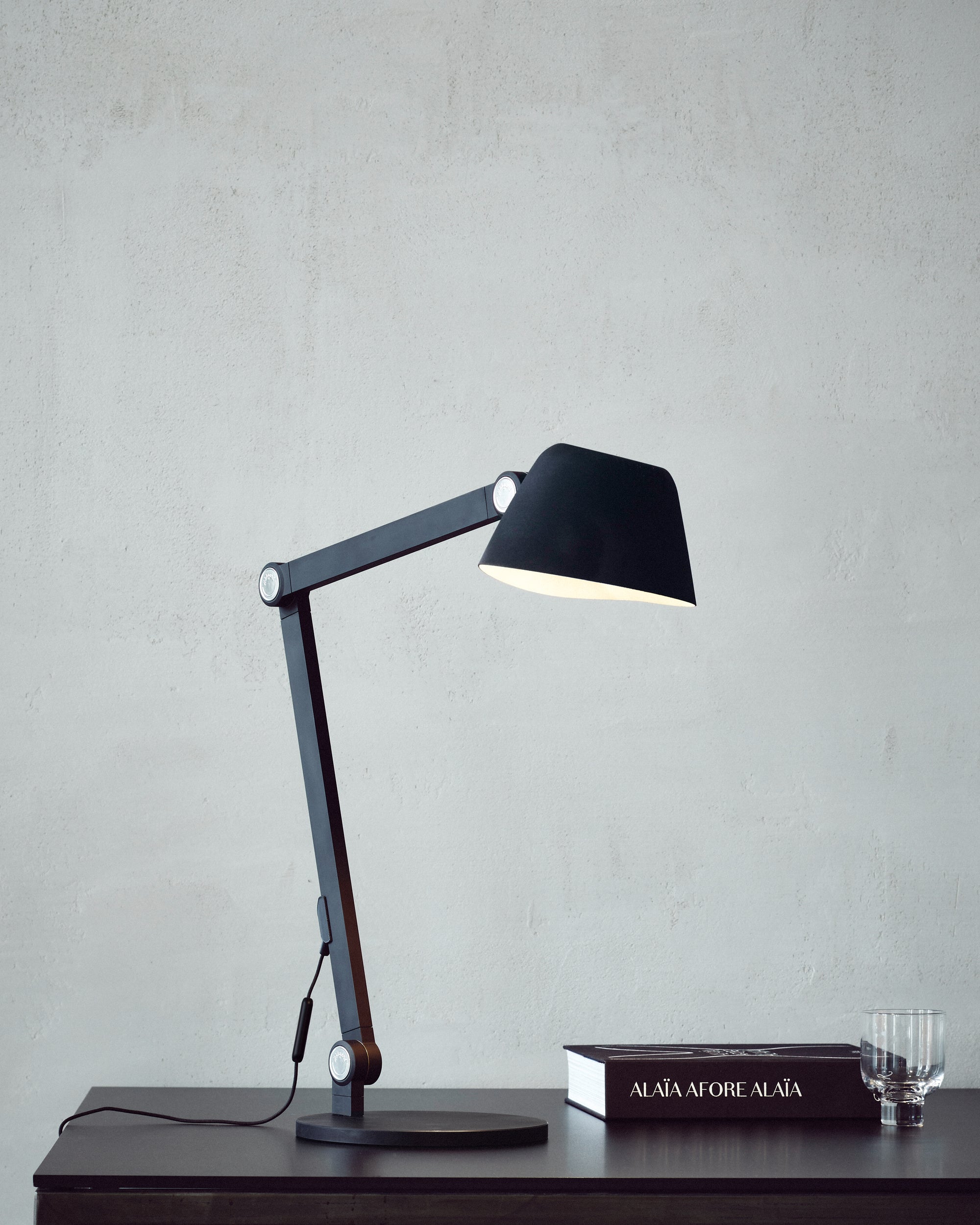 Modular Neo Table Lamp — Oval