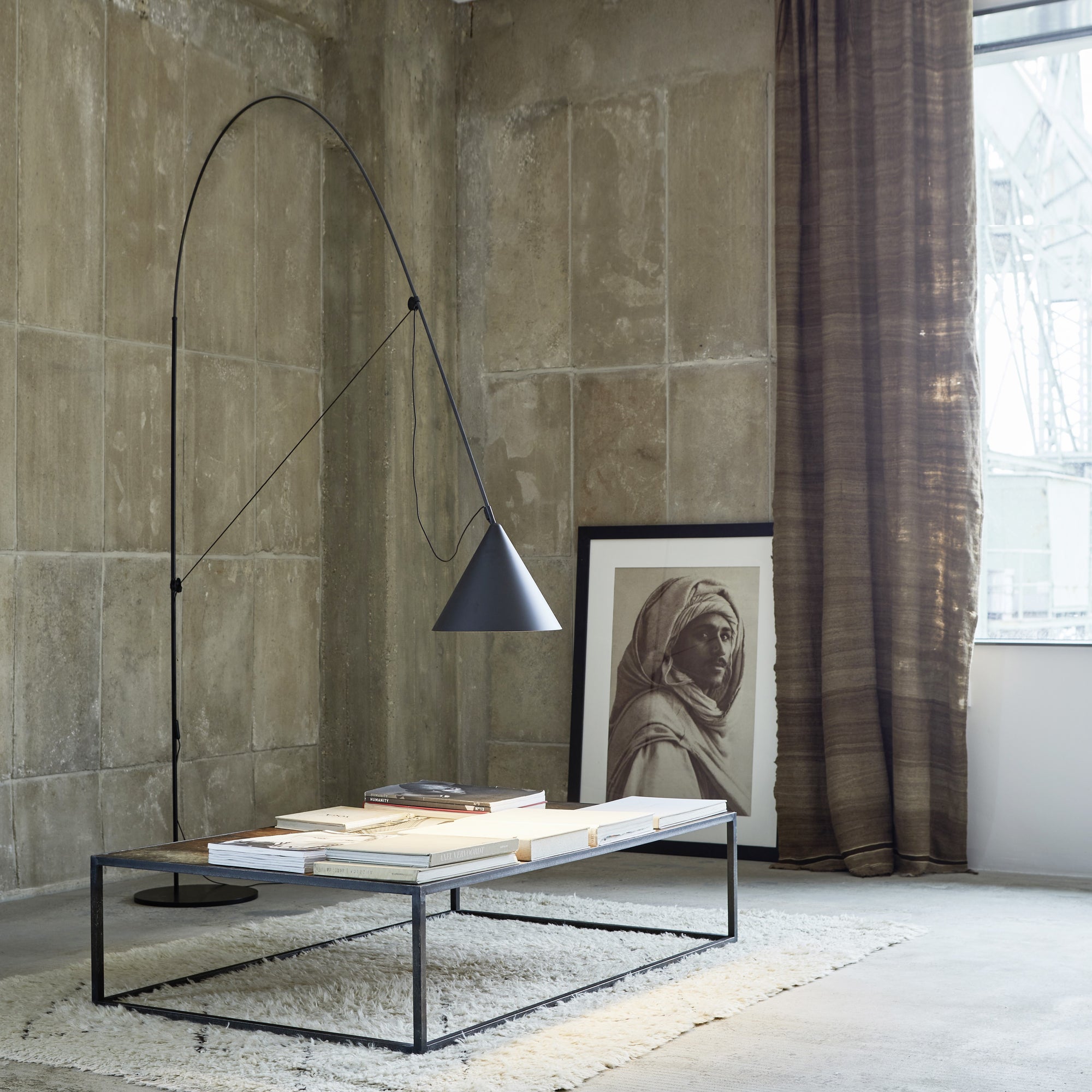 Ayno Floor Lamp