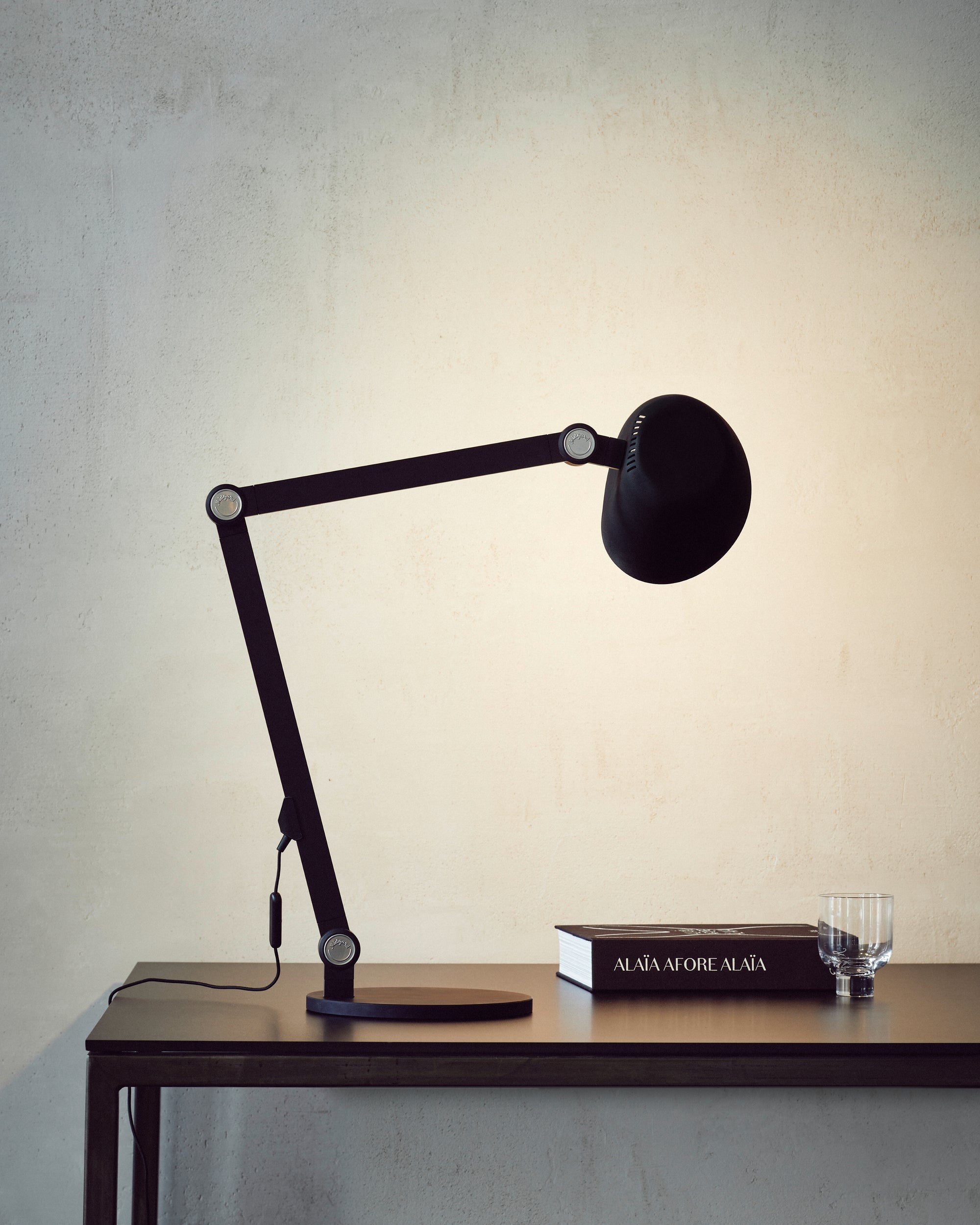 Modular Neo Table Lamp — Oval