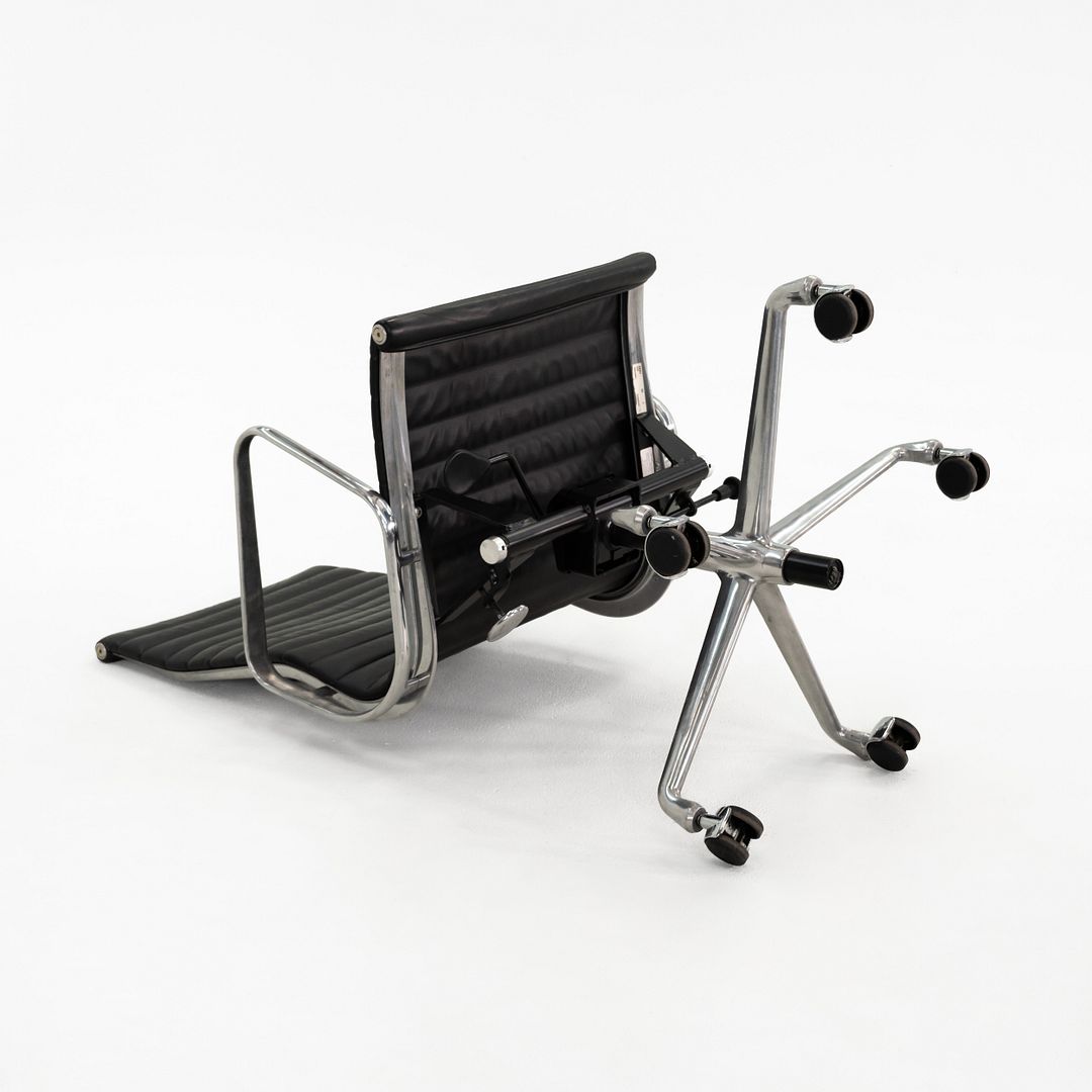 Aluminum Group Executive Desk Chair, Model EA337