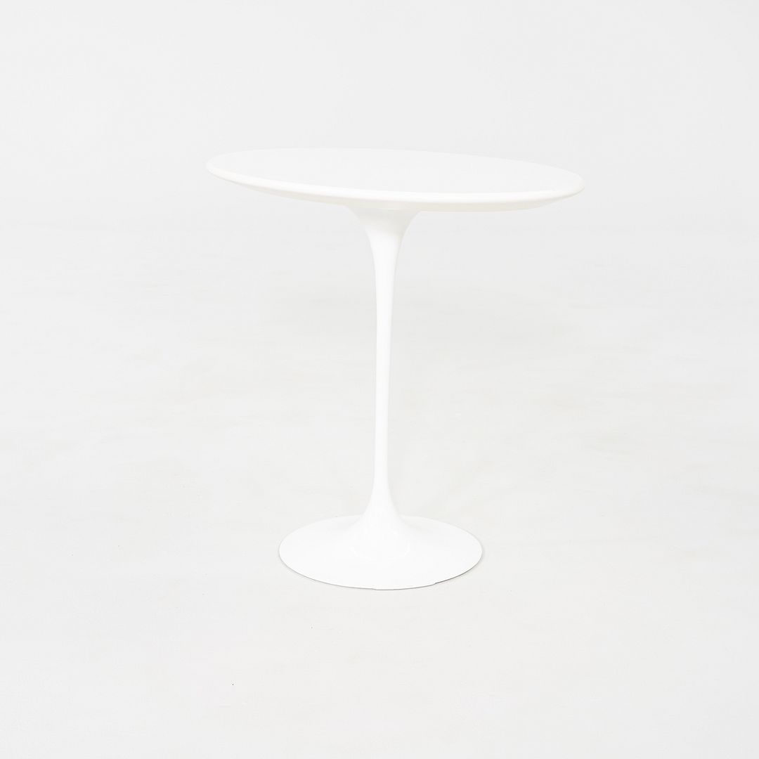 Oval Tulip Pedestal Side Table