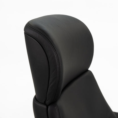 Diffrient Lounge Chair and Ottoman