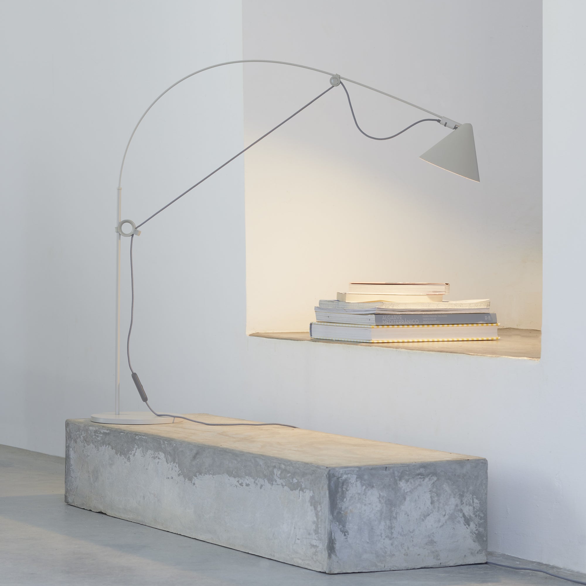 Ayno Table Lamp