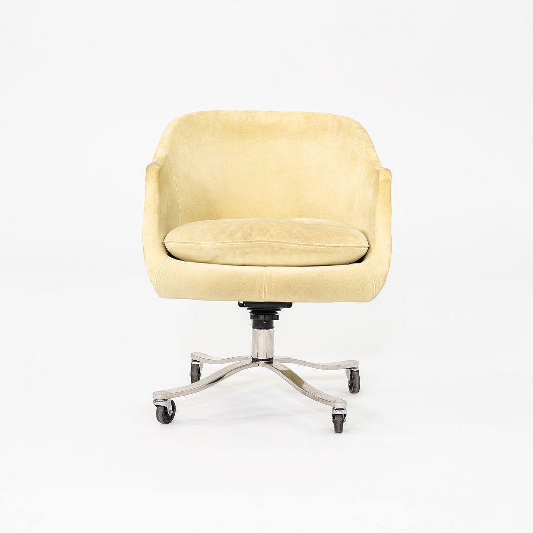 CH 6 Alpha Bucket Desk Chair