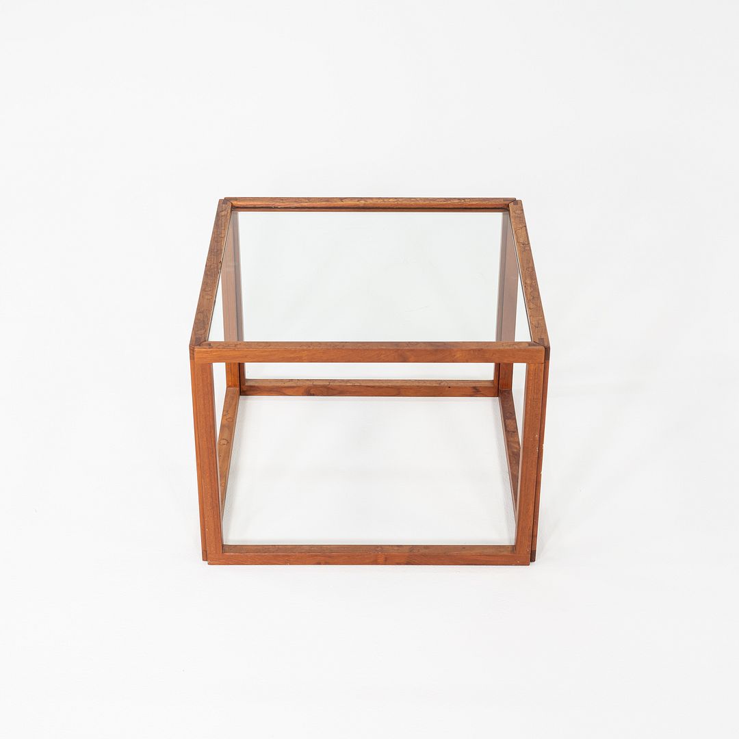 Cube Table