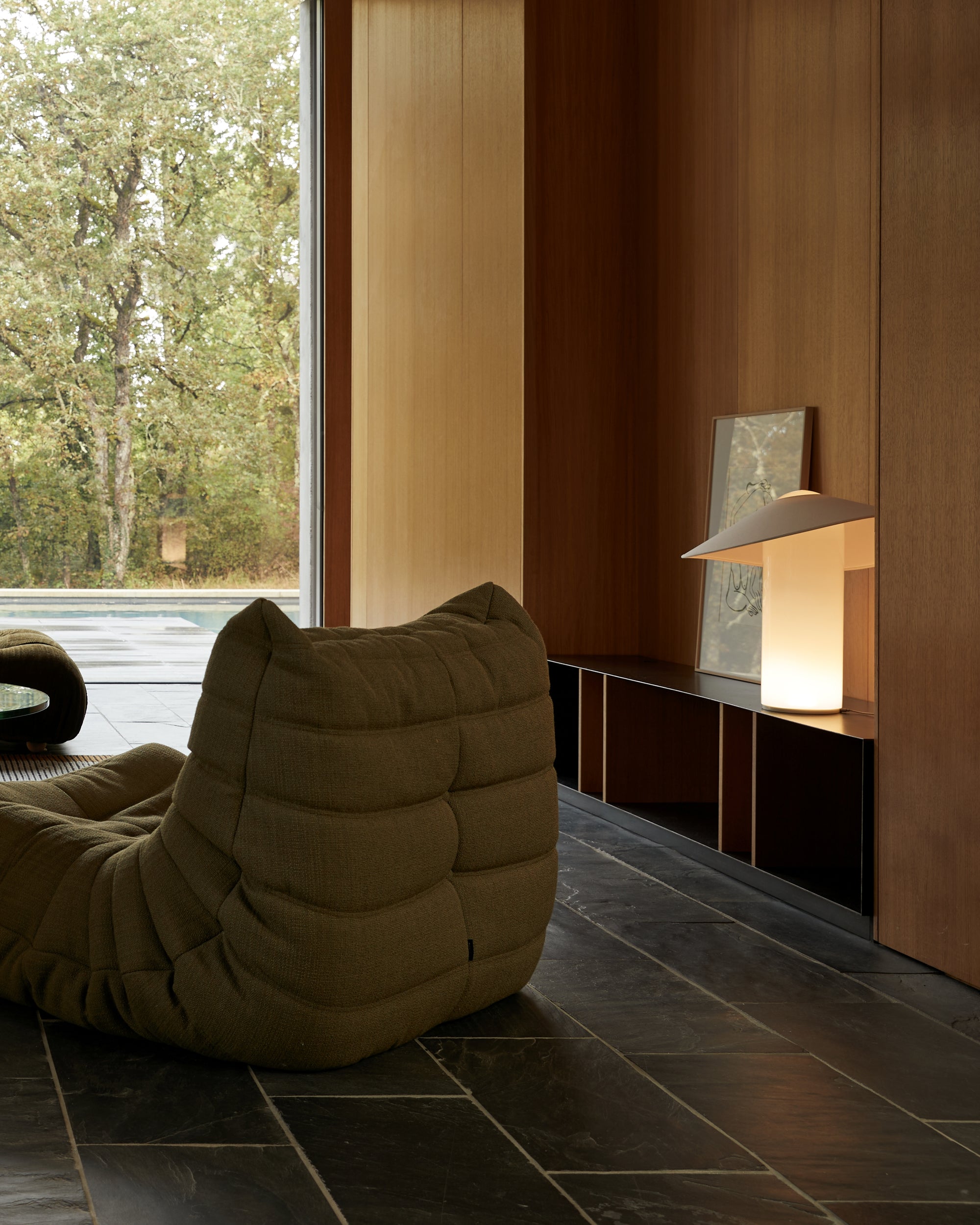 Loja Table Lamp