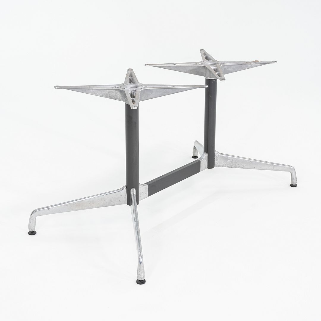 Segmented Conference Table, Model ET187
