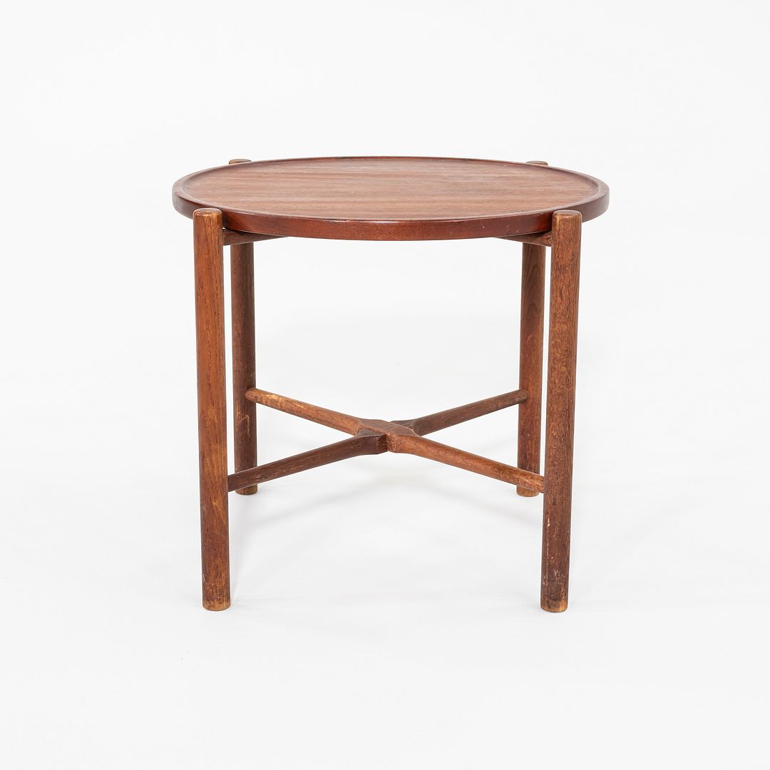 PP35 Folding Table
