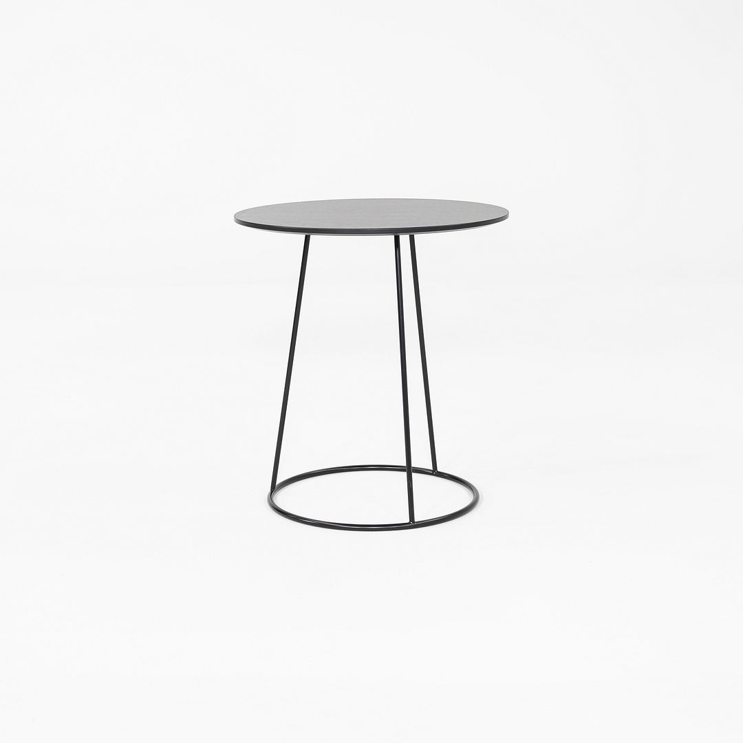 Breeze Table