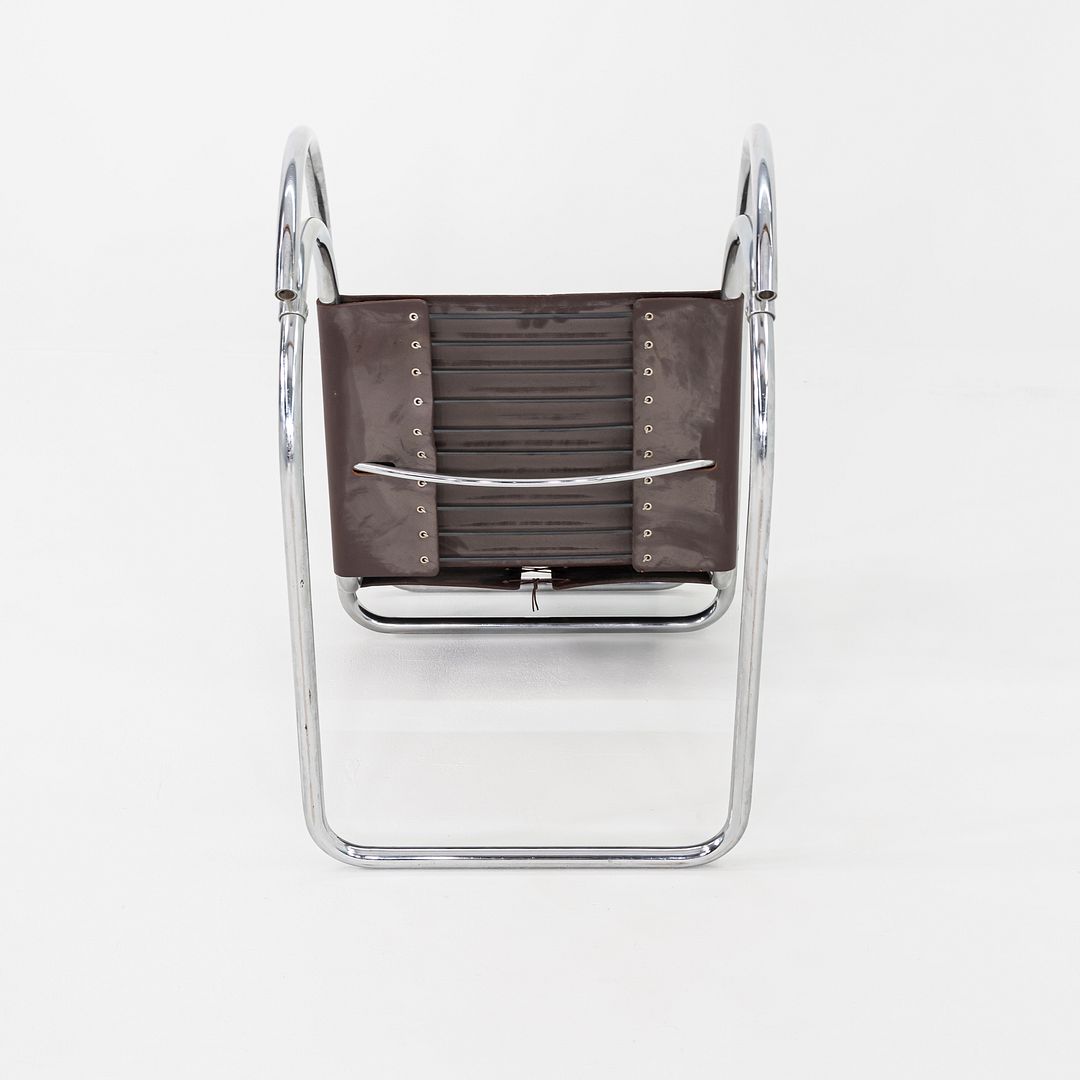MR20 Armchair