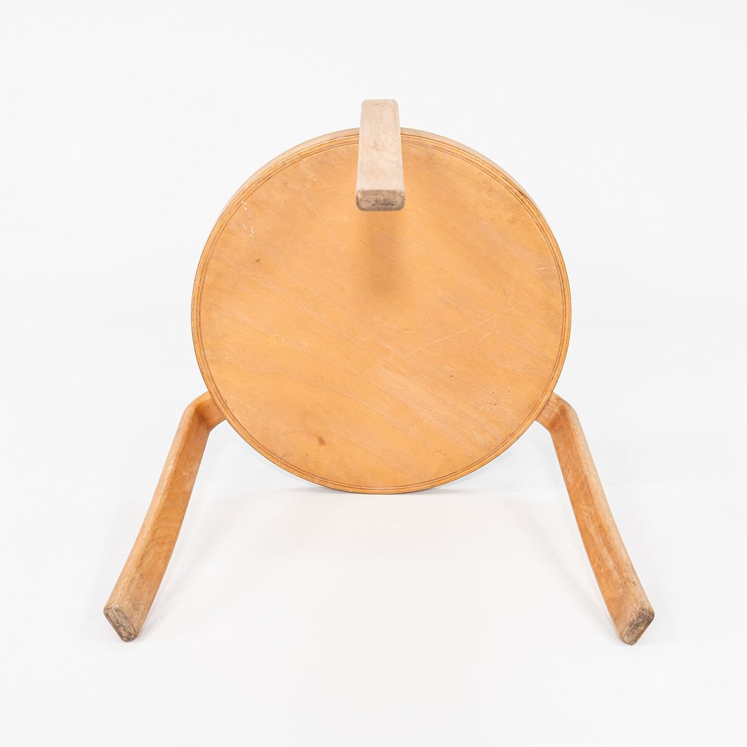 8000 Series Table