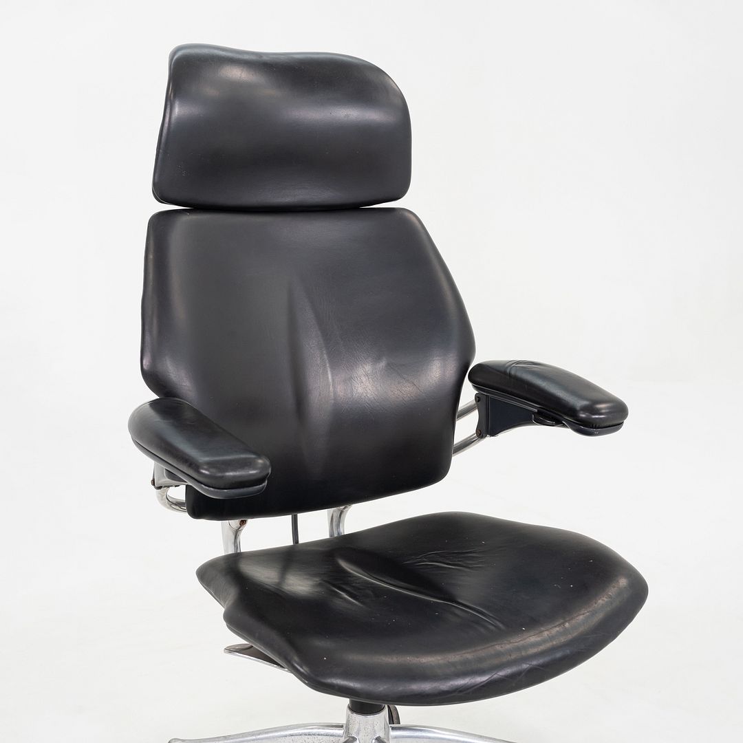 Freedom Desk Chair