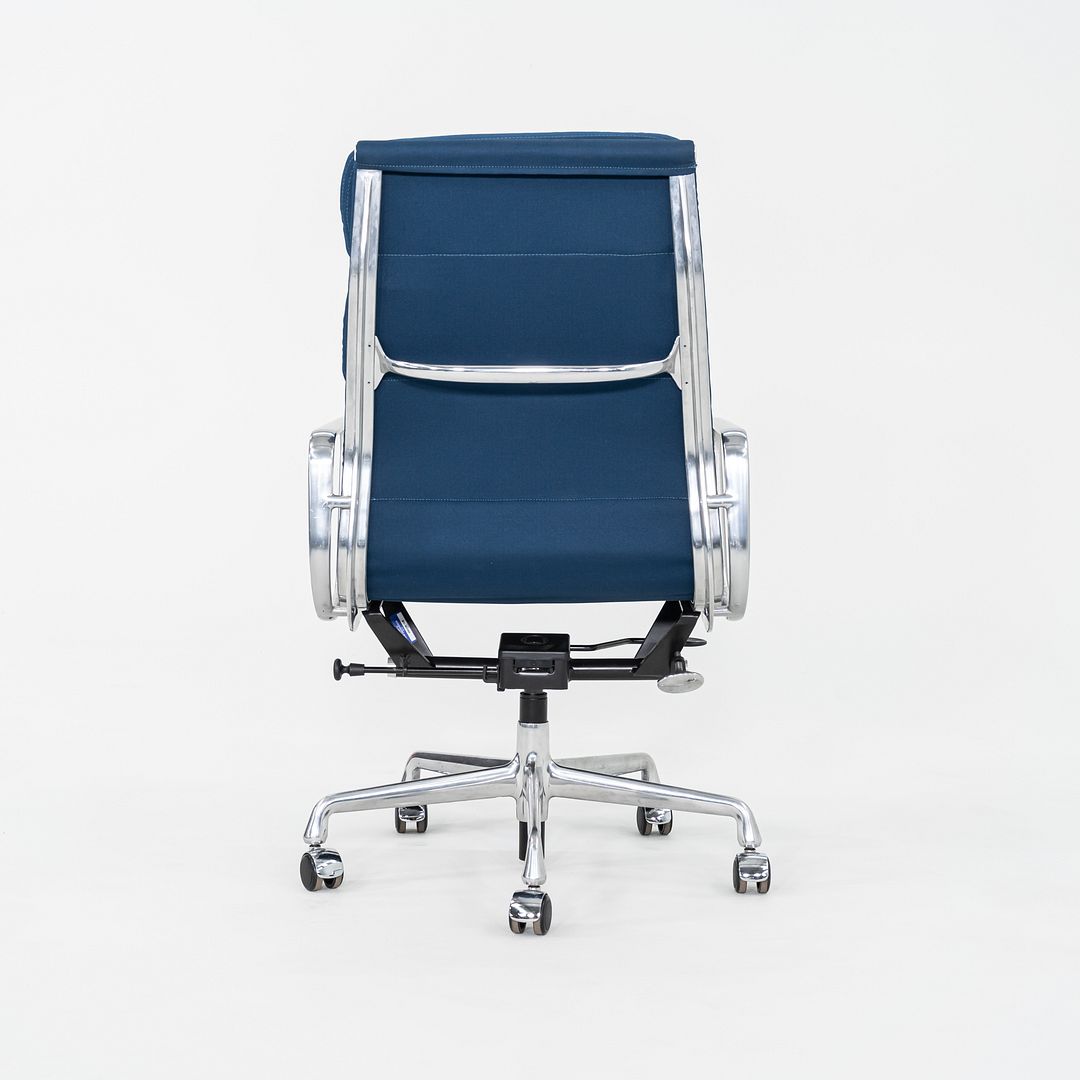 Soft Pad Executive Chair, Model EA437