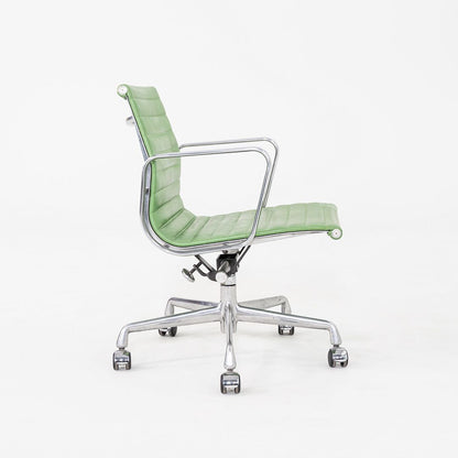 Aluminum Group Management Desk Chair, Model EA335