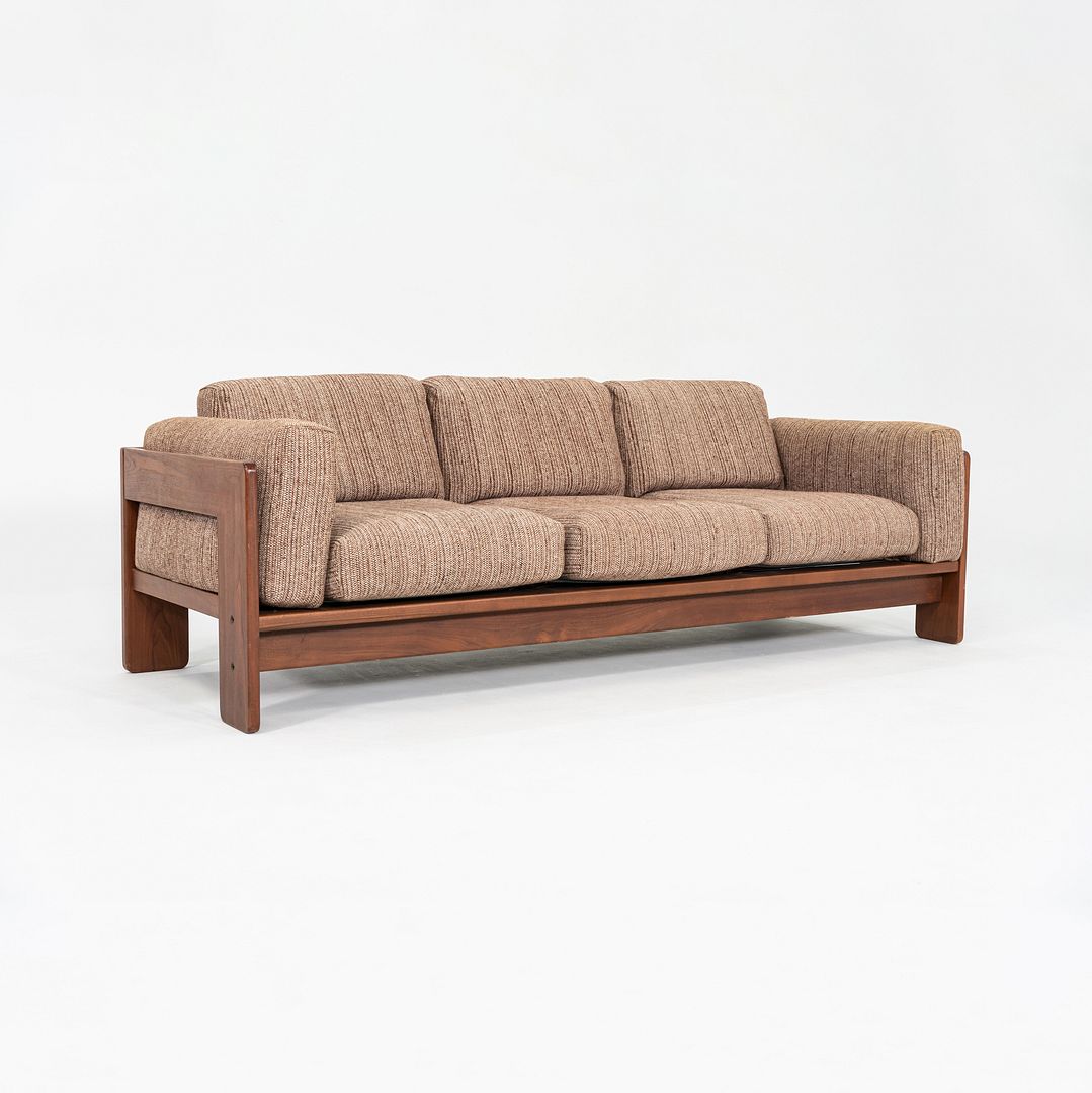Bastaino Sofa