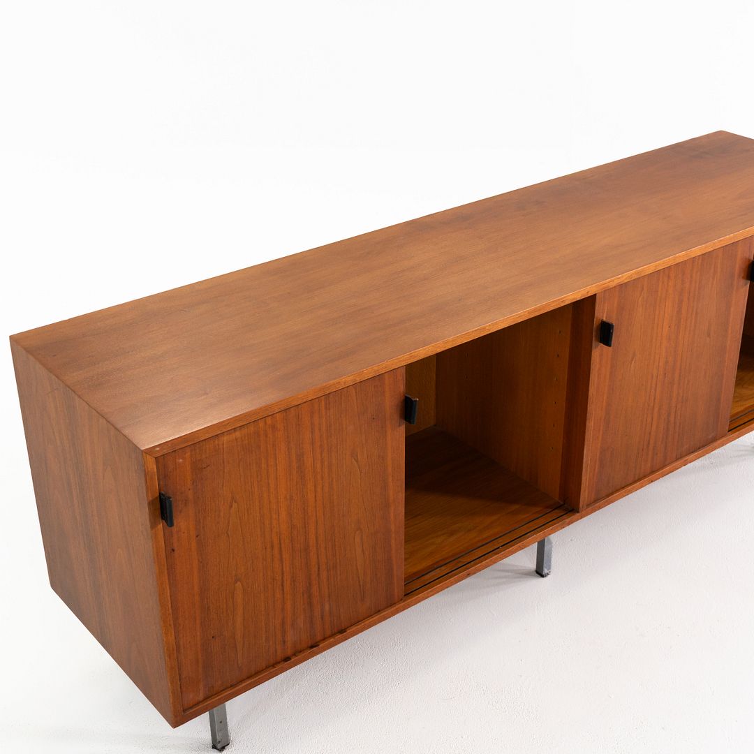 Florence Knoll 541 Credenza
